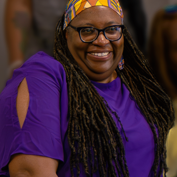 A Headshot of Sherrie Fernandez-Williams